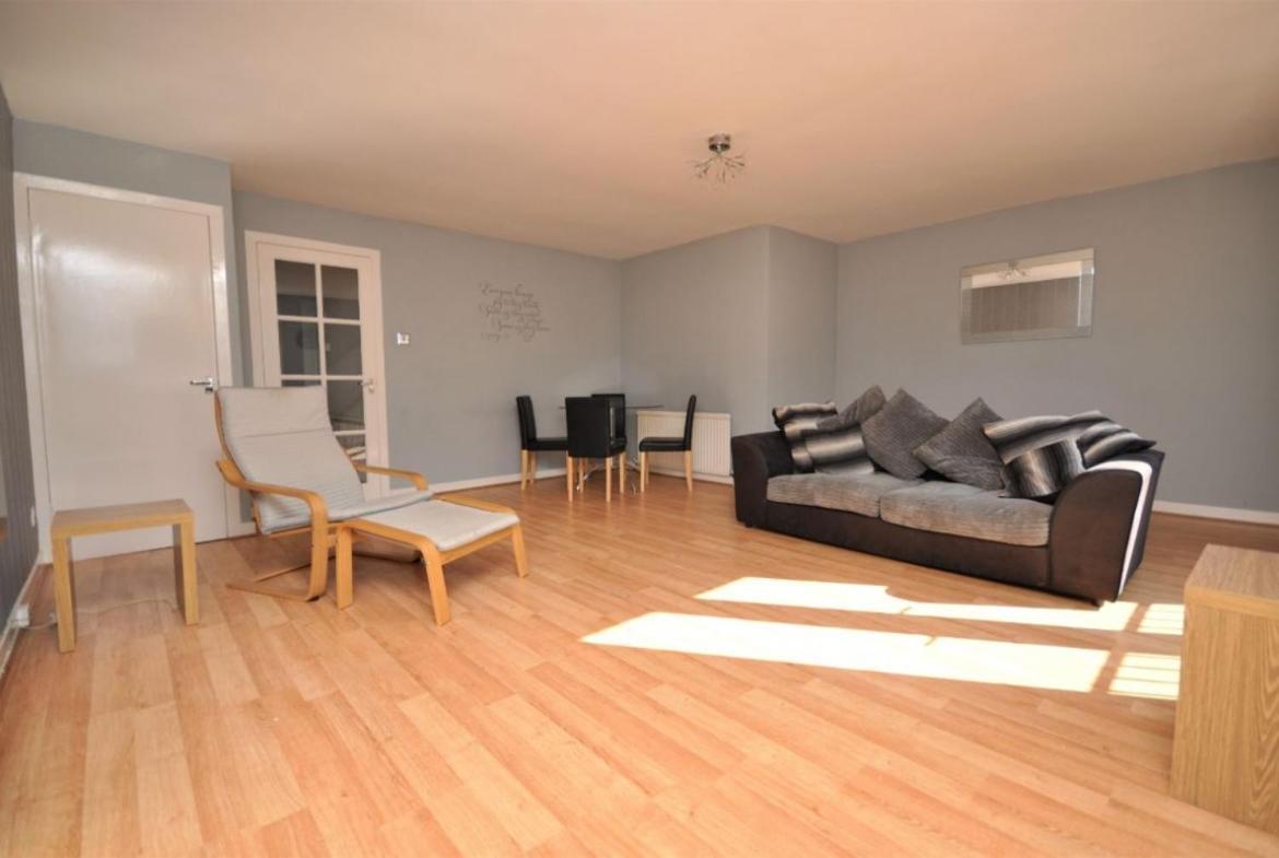 No 11 3 Bed Serviced Appartment Town Centre Girvan Eksteriør billede