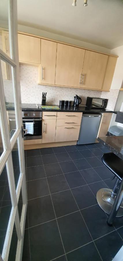 No 11 3 Bed Serviced Appartment Town Centre Girvan Eksteriør billede