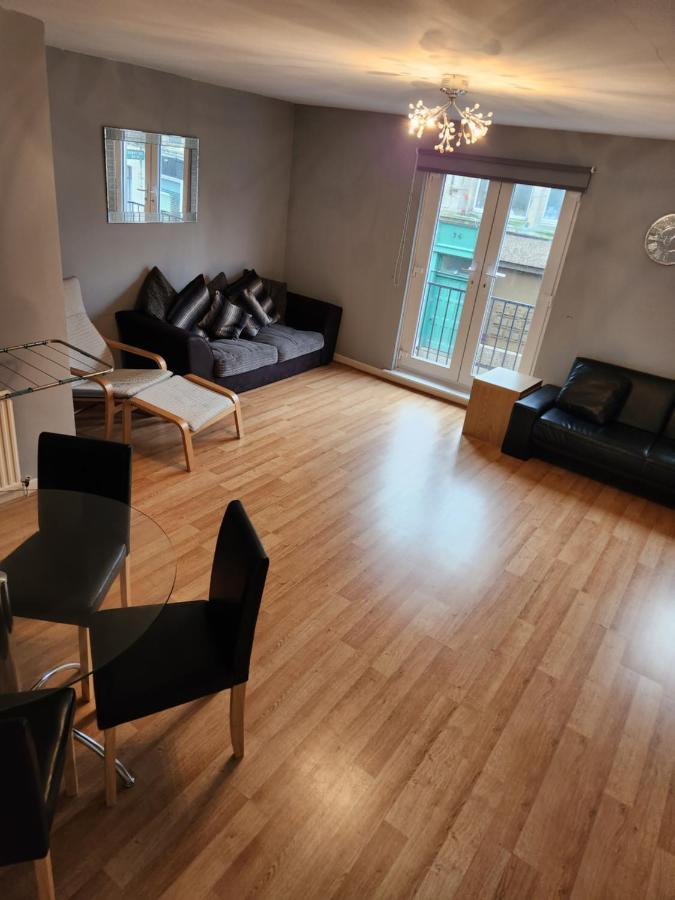 No 11 3 Bed Serviced Appartment Town Centre Girvan Eksteriør billede